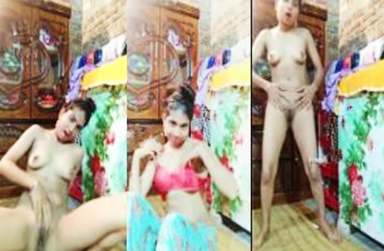 Beautiful Bhabi Showing And Fingering