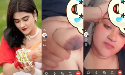 Beautiful Sexy Chubby Mal Showing