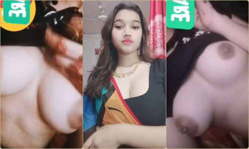 Beautiful Sexy Mal Showing Boobs